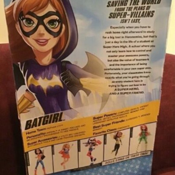 DC Superhero Girls Student ID Card! Batgirl Doll - Picture 2 of 2